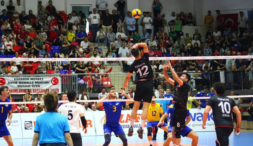 İşitme Engelliler Erkek Voleybol Milli Takımı Ukrayna'yı yenerek Avrupa şampiyonu oldu İşitme Engelliler Erkek Voleybol Milli Takımı Ukrayna'yı yenerek Avrupa şampiyonu oldu