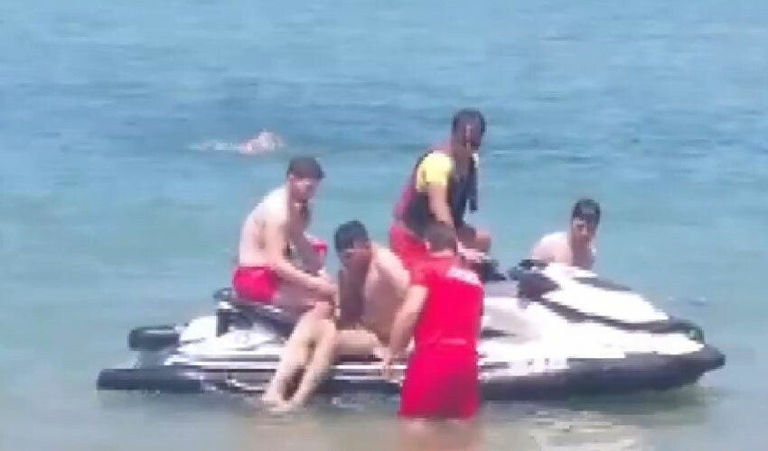 AKUT ekipleri görevde: 37 kişiyi boğulmaktan kurtardılar