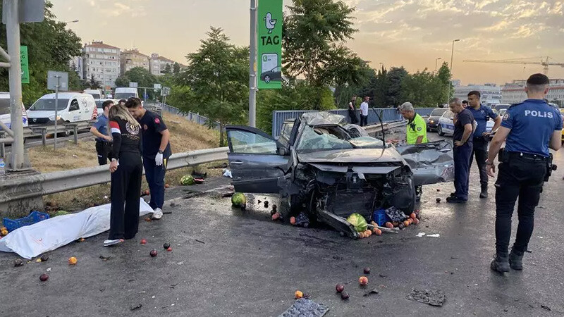 İstanbul'da korkunç kaza: 2 ölü