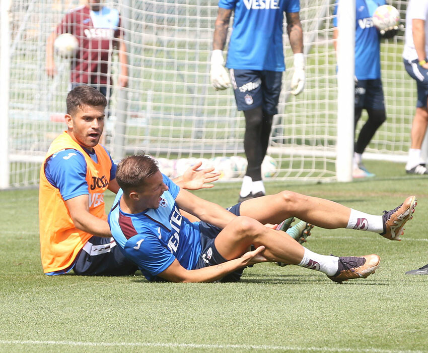Trabzonspor'da sakatlık şoku! Yeni transfer Mislav Orsic korkuttu Trabzonspor'da sakatlık şoku! Yeni transfer Mislav Orsic korkuttu