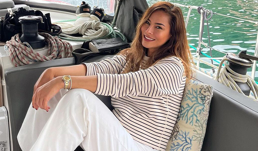 Özlem Conker yıllara meydan okuyor