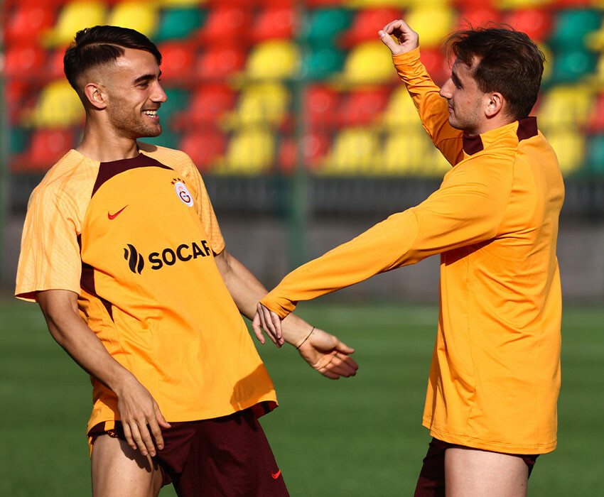 Trabzonspor, Galatasaray'dan 2 futbolcu istedi! Uğurcan Çakır'a karşılık takas Trabzonspor, Galatasaray'dan 2 futbolcu istedi! Uğurcan Çakır'a karşılık takas