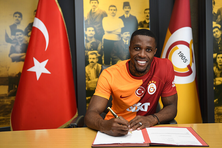 Zaha'nın Sakatlıkları Galatasaray'ı Korkutuyor:  Zaha'nın Sakatlıkları Galatasaray'ı Korkutuyor: