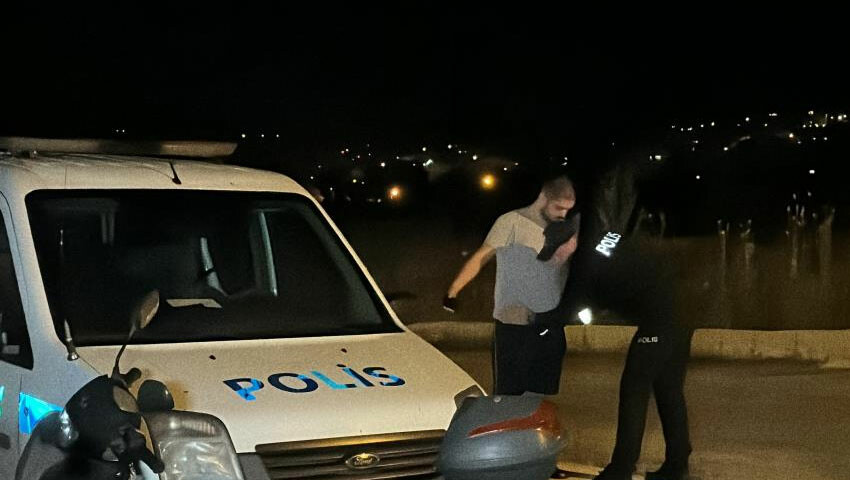 Trafikte hataya yer yok! 12 sürücüye 45 bin TL ceza Trafikte hataya yer yok! 12 sürücüye 45 bin TL ceza