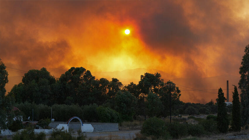 Yunanistan alev alev yanıyor! Rodos'un güneyi tamamen kül olabilir