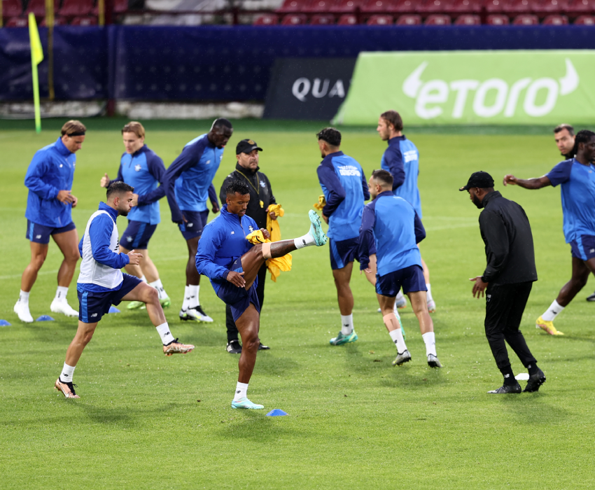 Adana Demirspor tarihinde ilk kez Avrupa maçına çıkacak! Patrick Kluivert: Çok mutluyuz Adana Demirspor tarihinde ilk kez Avrupa maçına çıkacak! Patrick Kluivert: Çok mutluyuz