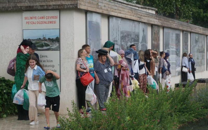 Kavurucu sıcaklar yerini sağanağa bıraktı: Termometreler 23 dereceye kadar düştü! Kavurucu sıcaklar yerini sağanağa bıraktı: Termometreler 23 dereceye kadar düştü!