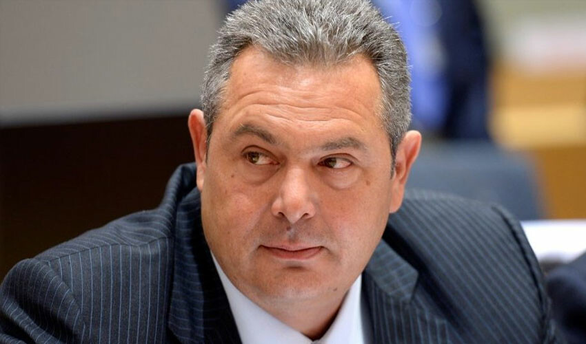 Yunanistanlı eski bakandan acı itiraf: Başımızı eğip yardım istemeliyiz!