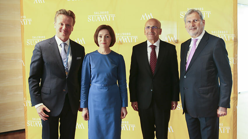 Hazine Bakanı Mehmet Şimşek'ten Avrupa liderlerine çağrı! Türkiye Avrupa Birliği için hazır Hazine ve Maliye Bakanı Mehmet Şimşek,