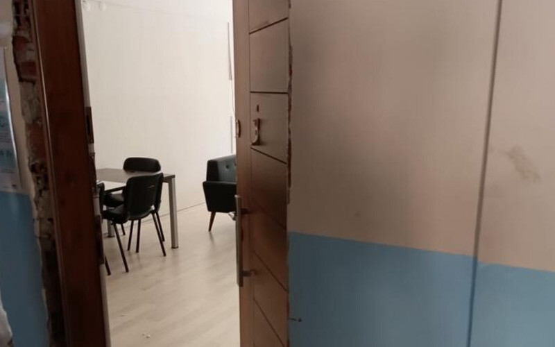 Arnavutköy’de hırsızların zincirleme soygunu pes dedirtti! Çaldıkları kredi kartı ile çalıntı motosiklete akaryakıt alıp okul soydu