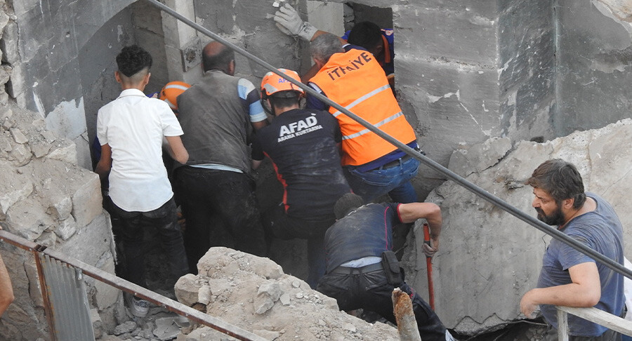 Kilis Valiliğinden metruk binadaki göçükle ilgili açıklama: 1 kişi ağır yaralı
