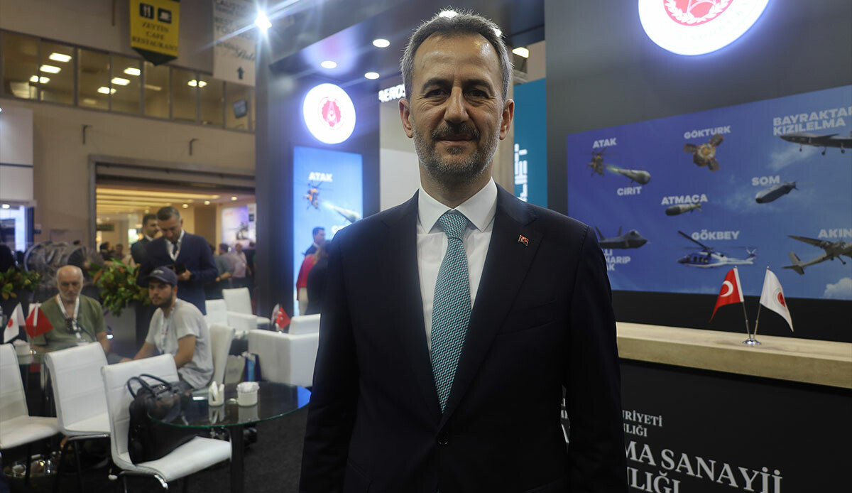 Savunma Sanayii Başkanı Haluk Görgün IDEF'i değerlendirdi: Yabancılar Türk Savunma Sanayii'nin geldiği durumu imrenerek ve takdir ederek bakıyorlar Savunma Sanayii Başkanı Haluk Görgün IDEF'i değerlendirdi: Yabancılar Türk Savunma Sanayii'nin geldiği durumu imrenerek ve takdir ederek bakıyorlar