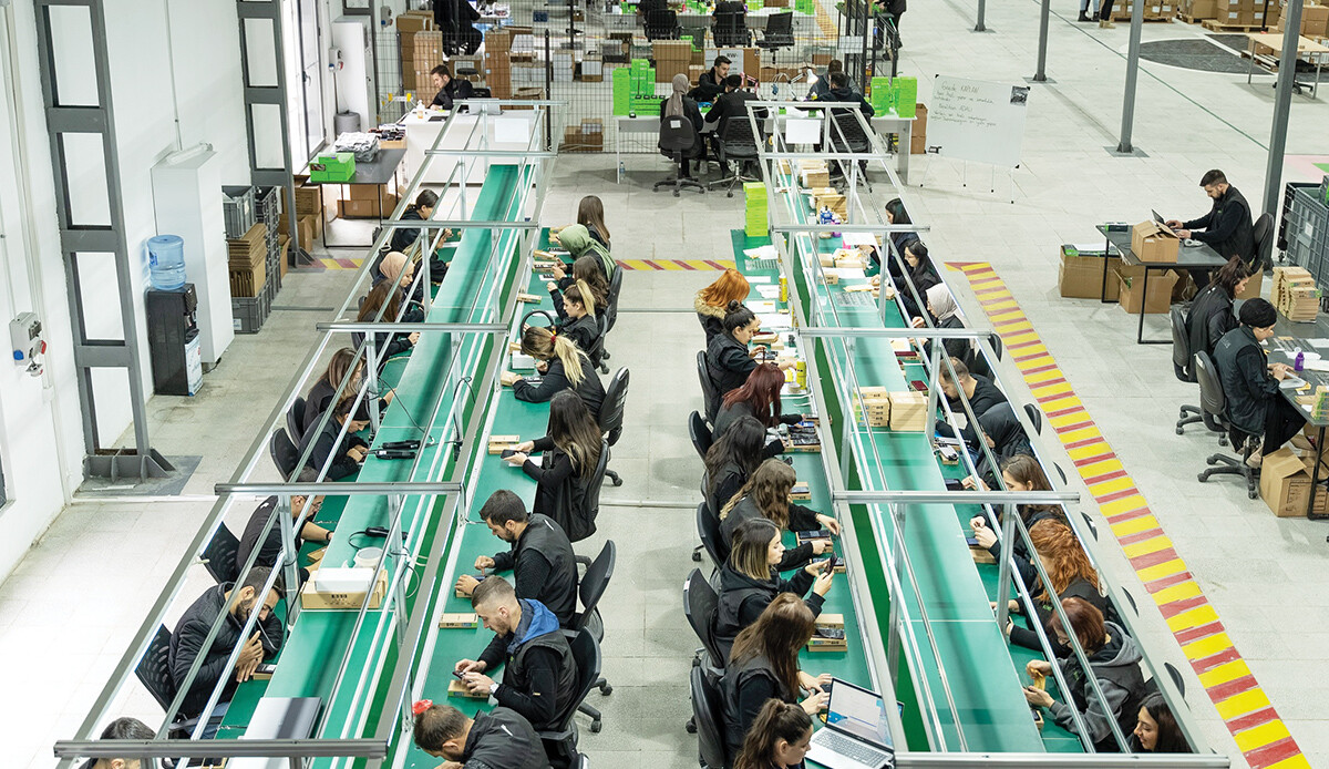 Reeder, Samsun'da cep telefonu bataryası üretecek Reeder, Samsun'da cep telefonu bataryası üretecek