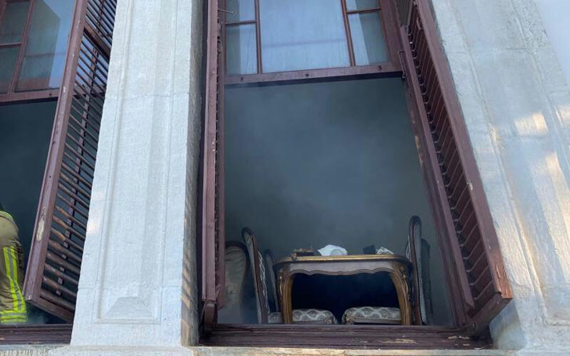 Beşiktaş’ta Çadır Köşk’te korkutan yangın