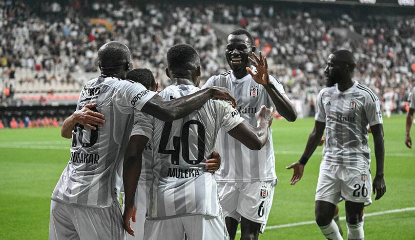 Şenol Güneş Ante Rebic'i açıkladı, Ceyhun Kazancı'nın adını ağzına almadı! Şenol Güneş Ante Rebic'i açıkladı, Ceyhun Kazancı'nın adını ağzına almadı!