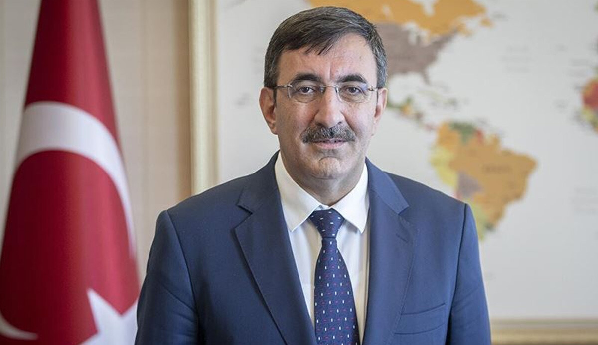 Cumhurbaşkanı Yardımcısı Yılmaz'dan vergi açıklaması: Yıl sonuna kadar yeni bir artış yapılmaz Cumhurbaşkanı Yardımcısı Yılmaz'dan vergi açıklaması: Yıl sonuna kadar yeni bir artış yapılmaz