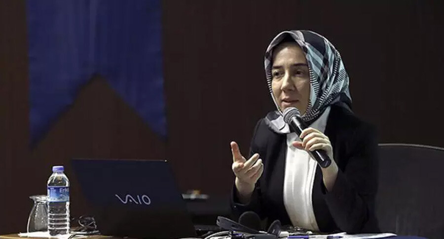Merkez Bankası başkan yardımcıları görevden alındı Hatice Karahan, 28 Temmuz 2023 tarihinde Cumhurbaşkanı kararı ile TCMB Başkan Yardımcısı olarak atandı.