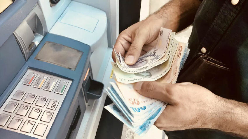 Emekli milyonları ilgilendiriyor! SGK açıkladı: Maaş zam farkları bugün hesapta Emekli milyonları ilgilendiriyor! SGK açıkladı: Maaş zam farkları bugün hesapta