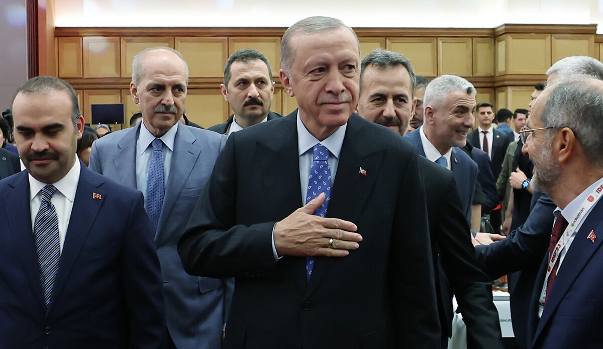 Cumhurbaşkanı Erdoğan'dan KAAN ve TCG Anadolu müjdesi: Sipariş almaya başladık Cumhurbaşkanı Erdoğan'dan KAAN ve TCG Anadolu müjdesi: Sipariş almaya başladık