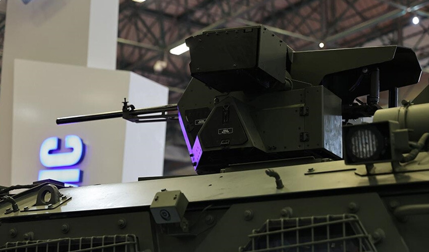 <p>Türk savunma sanayisinin kara aracı üreticilerinden <strong>BMC</strong>, geliştirdiği ve ürettiği platformları, araçlara ilişkin güncel gelişmeleri 16. Uluslararası Savunma Sanayii Fuarı'nda (IDEF'23) sergiledi.</p>