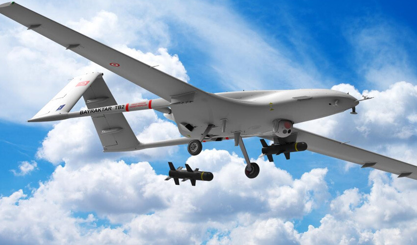 <p>Özellikle Bayraktar TB2 SİHA ile ününü dünyanın dört bir yanına ulaştıran savunma sanayi şirketi Baykar Teknoloji, iddialara karşılık sert bir açıklama yaptı. Söz konusu haberlerde geçen iddiaları yalanlayan şirket, <strong>OGM'ye kiralanan İHA adedini açıklamasının</strong> yanı sıra, ihalelere ilişkin iddialara da cevap verdi. </p>