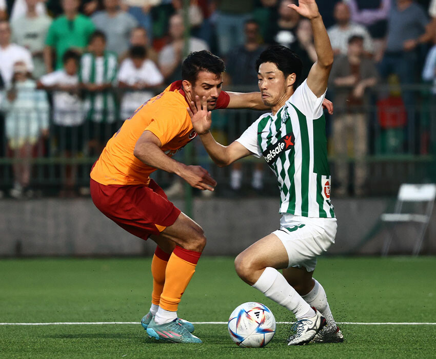 Galatasaray'da gidecekler netleşiyor! Okan Buruk'un kadrosunda o isimler yok Galatasaray'da gidecekler netleşiyor! Okan Buruk'un kadrosunda o isimler yok
