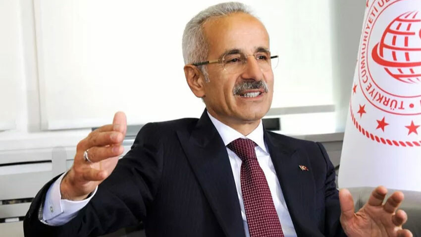Bakan Uraloğlu, ilk 6 aylık verileri açıkladı: Kargo trafiği havayoluna kayıyor