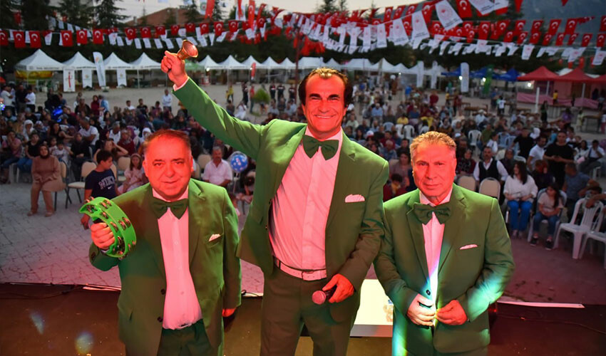 Domates Festivali'ne büyük ilgi: Her yıl düzenlenmesi planlanıyor