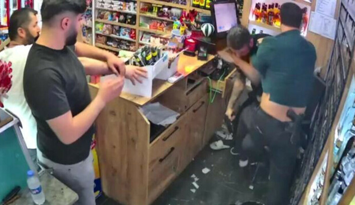 Esenyurt'ta şok eden cinayet! Genç adamın babasından çarpıcı itiraf: "600 bin lira için mi?" Esenyurt'ta şok eden cinayet! Genç adamın babasından çarpıcı itiraf: "600 bin lira için mi?"