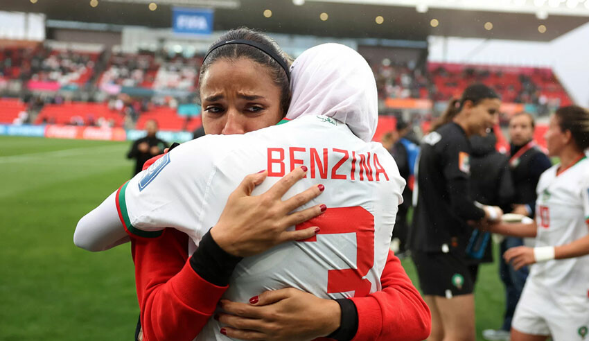Nouhaila Benzina Dünya Kupası tarihinde başörtülü mücadele eden ilk futbolcu oldu