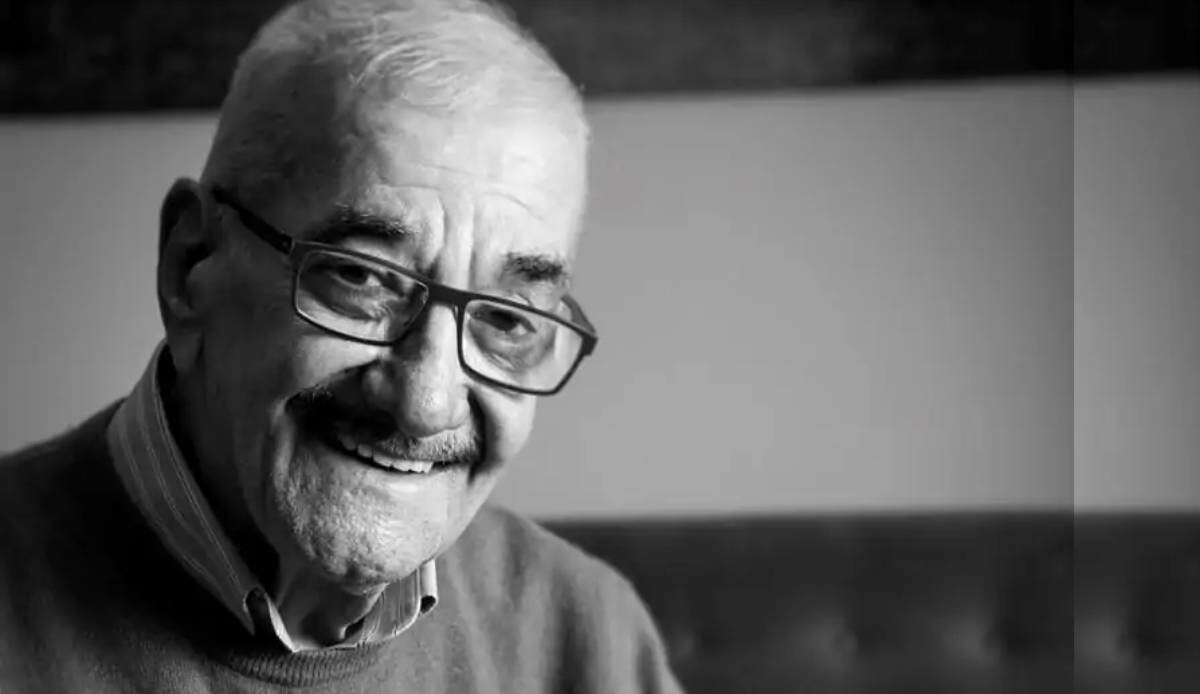 Usta senarist Safa Önal hayatını kaybetti