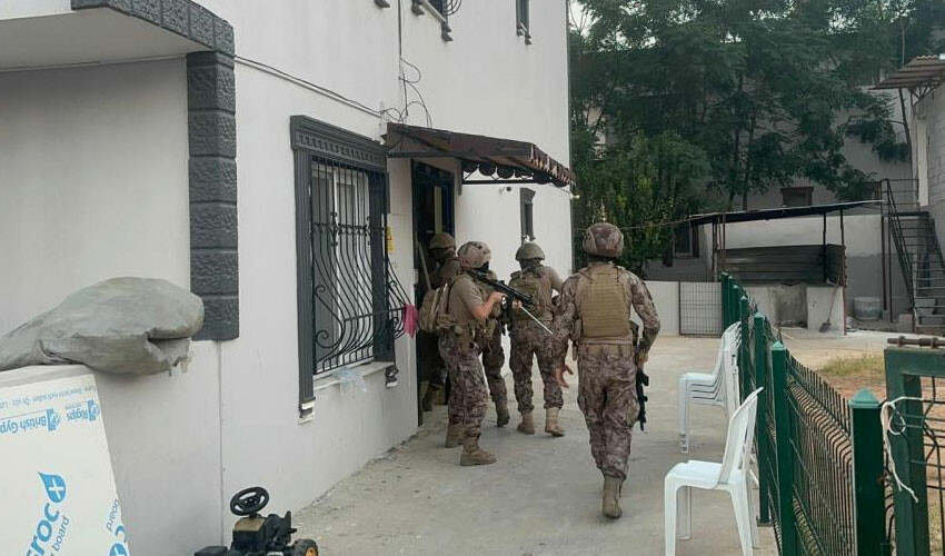 Organize suç örgütüne operasyon: 19 gözaltı kararı Organize suç örgütüne operasyon: 19 gözaltı kararı