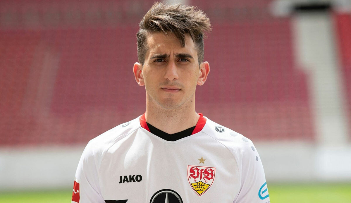 Ömer Faruk Beyaz Süper Lig'e geri döndü! Genç yıldız Fenerbahçe tarihine geçmişti Ömer Faruk Beyaz Süper Lig'e geri döndü! Genç yıldız Fenerbahçe tarihine geçmişti