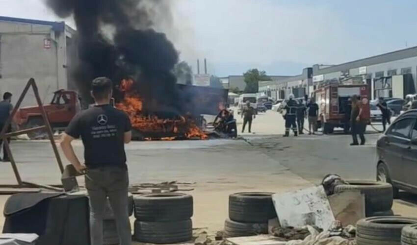 Sanayi sitesinde yangın paniği! Sanayi sitesinde yangın paniği!
