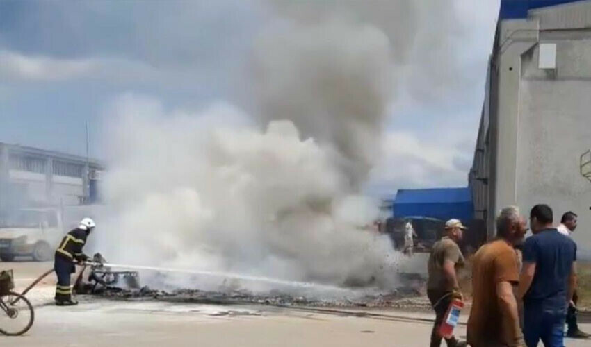Sanayi sitesinde yangın paniği! Sanayi sitesinde yangın paniği!