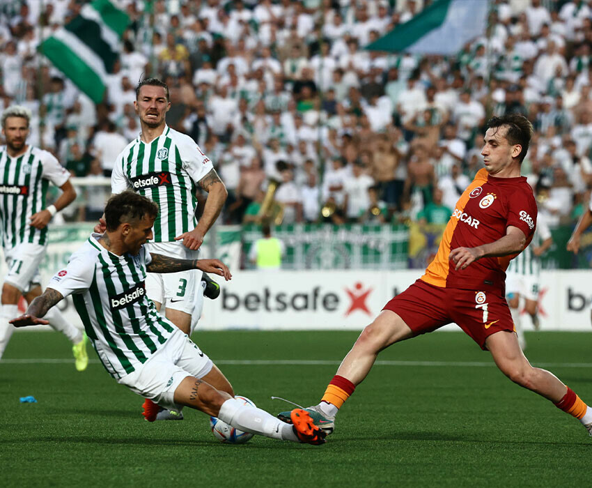 UEFA Şampiyonlar Ligi | Galatasaray, Zalgiris'i ağırlıyor! Icardi ve Zaha oynayacak mı?