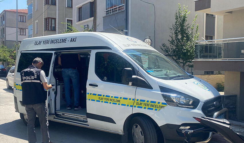 Feci olay: 84 yaşındaki adam eşini bıçakladı Feci olay: 84 yaşındaki adam eşini bıçakladı