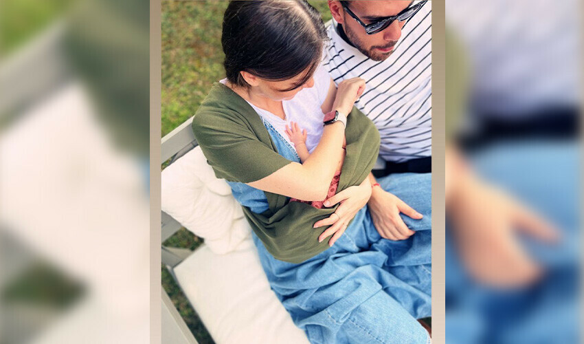 Aslı Enver, kızı Elay ile yeni fotoğrafını paylaştı