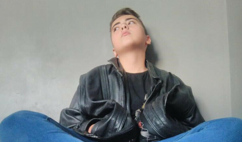 Daha 16 yaşındaydı: İki grup arasında çıkan kavgada hayatını kaybetti Daha 16 yaşındaydı: İki grup arasında çıkan kavgada hayatını kaybetti