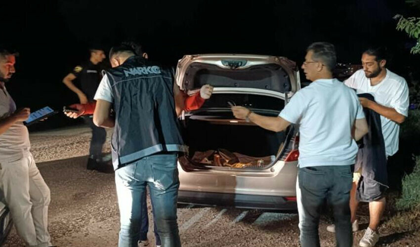 124 polisin katılımıyla huzur denetimi yapıldı 124 polisin katılımıyla huzur denetimi yapıldı