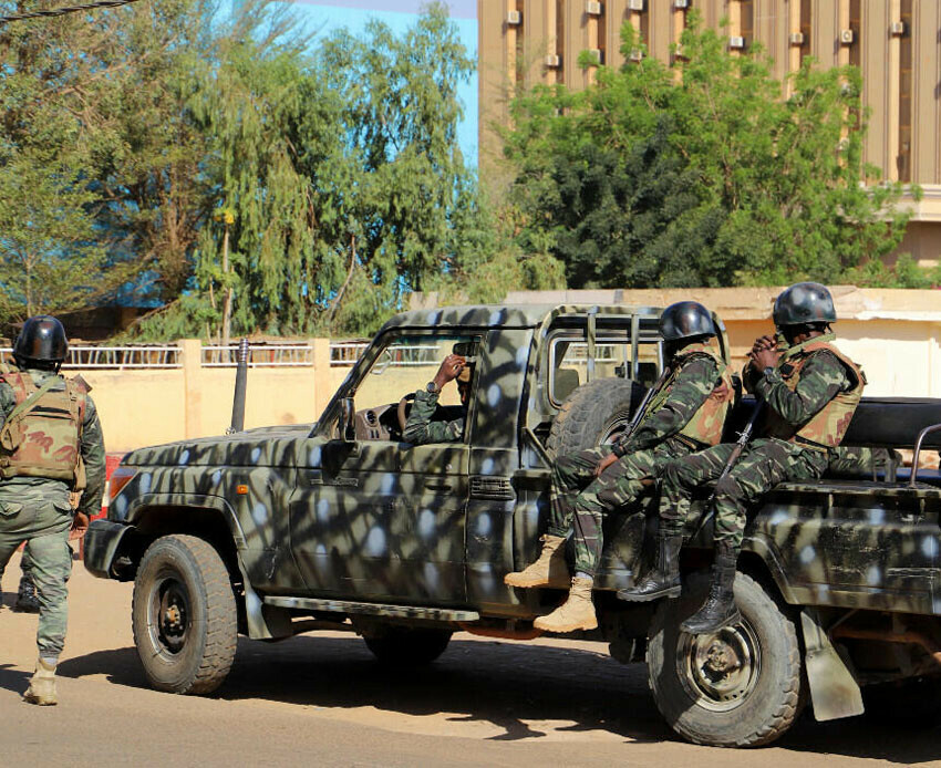 Nijer Cumhurbaşkanı ABD ve uluslararası toplumdan yardım istedi
