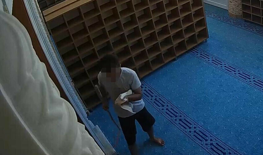 Cami hırsızına Eyyam-ı bahur şoku! Çalmak için girdi, serinleyip çıktı!