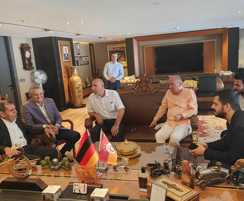 Dursun Özbek hedefi açıkladı! Galatasaray Avrupa'da kupa kazanmanın planlarını yaptı