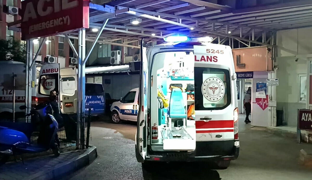 D-100’de korkunç kaza, iki araç kafa kafaya çarpıştı: Çok sayıda yaralı var D-100’de korkunç kaza, iki araç kafa kafaya çarpıştı: Çok sayıda yaralı var