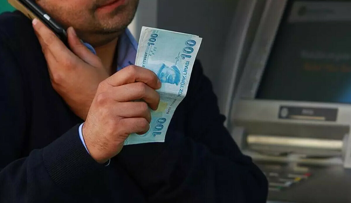 85 yaşındaki vatandaşı gasbeden 3 kişi polisten kaçamadı 85 yaşındaki vatandaşı gasbeden 3 kişi polisten kaçamadı