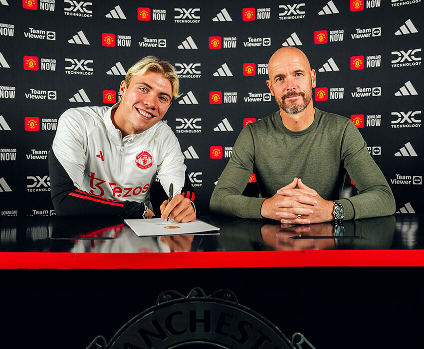 Rasmus Hojlund transferi 74 milyon euroya bitti! Manchester United, Danimarkalı golcüyü duyurdu Rasmus Hojlund transferi 74 milyon euroya bitti! Manchester United, Danimarkalı golcüyü duyurdu