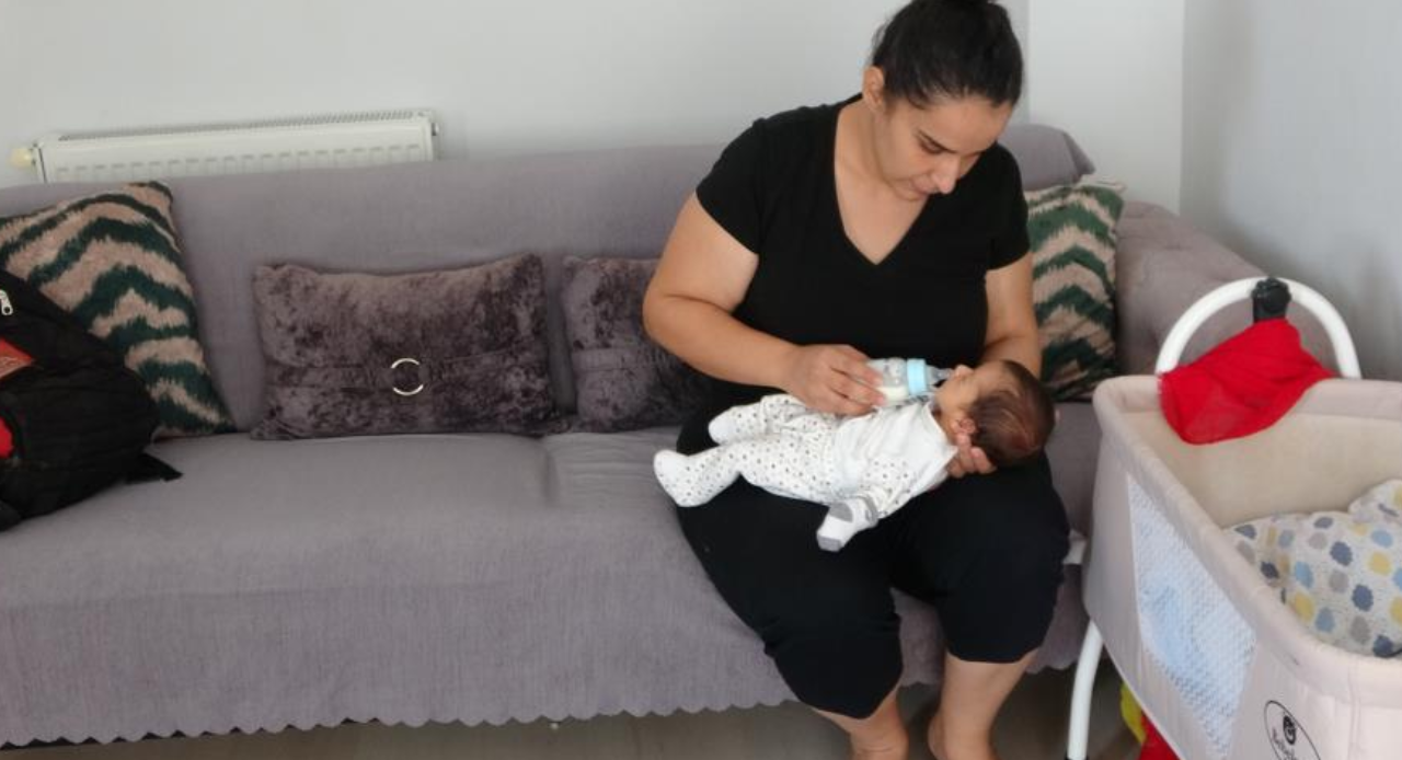Depremde doğum yapan kadın anlattı: Doktorların fedakarlığı dinleyenleri duygulandırdı!