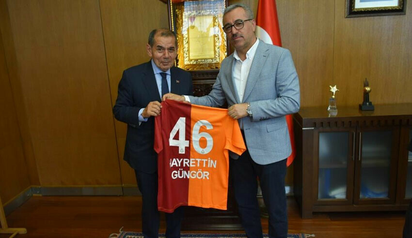 Galatasaray Kahramanmaraş’ta! 600 konteynerden sonra şimdi de 100 kalıcı konut yapılacak Galatasaray Kahramanmaraş’ta! 600 konteynerden sonra şimdi de 100 kalıcı konut yapılacak