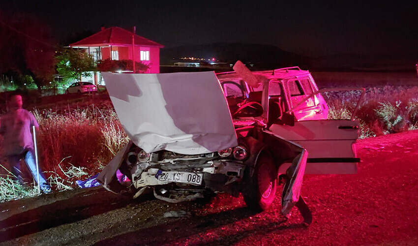Hatalı sollamanın bedeli ağır oldu: 2 ölü, 6 yaralı