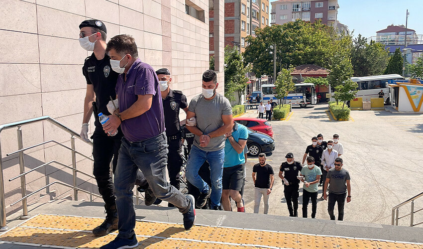 İki grup arasında bıçaklı kavga ölümle sonuçlandı İki grup arasında bıçaklı kavga ölümle sonuçlandı